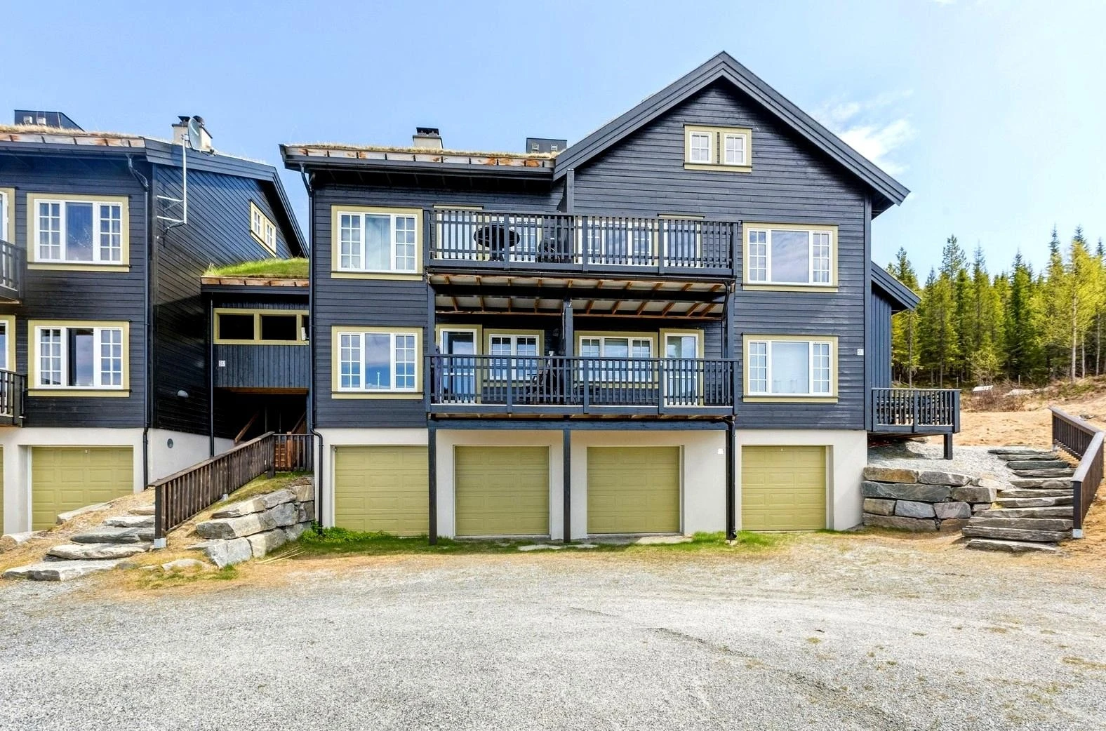 PrivatMegleren v/ Karoline Olsen har gleden av å presentere Fjellandsbyvegen 51E! Galleribilde