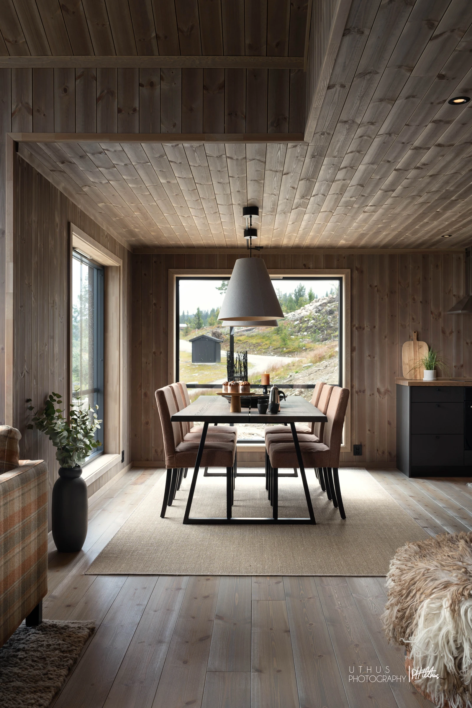 God plass til stor spisestue Galleribilde