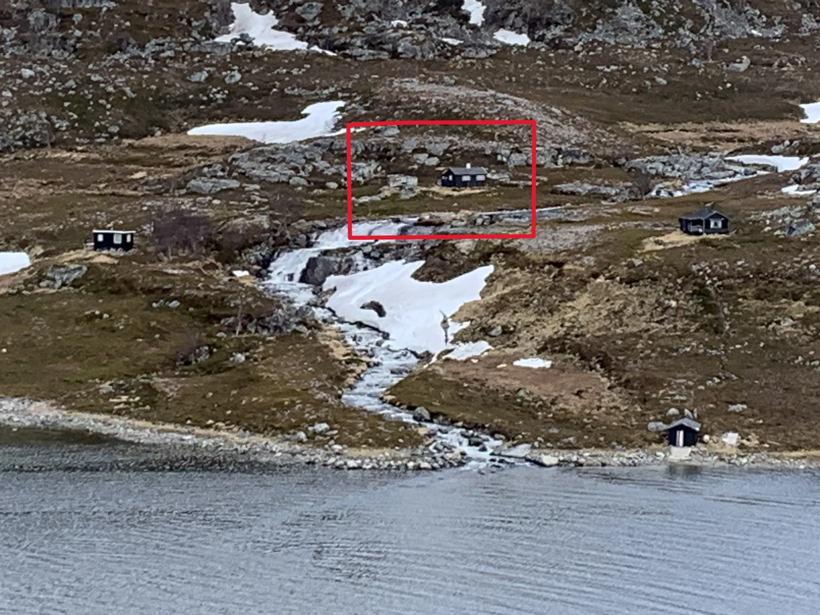 Fullt mulig å lage bro over elva for sommersesongen. Galleribilde