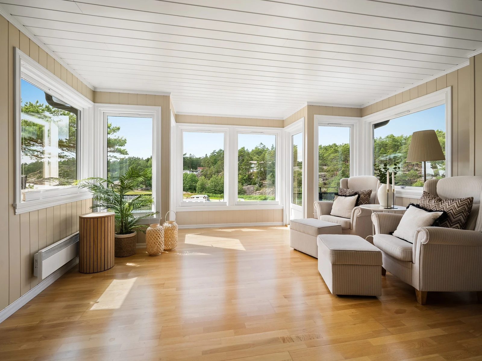 Stuen ble i 2011 utvidet med nytt tilbygg. Galleribilde