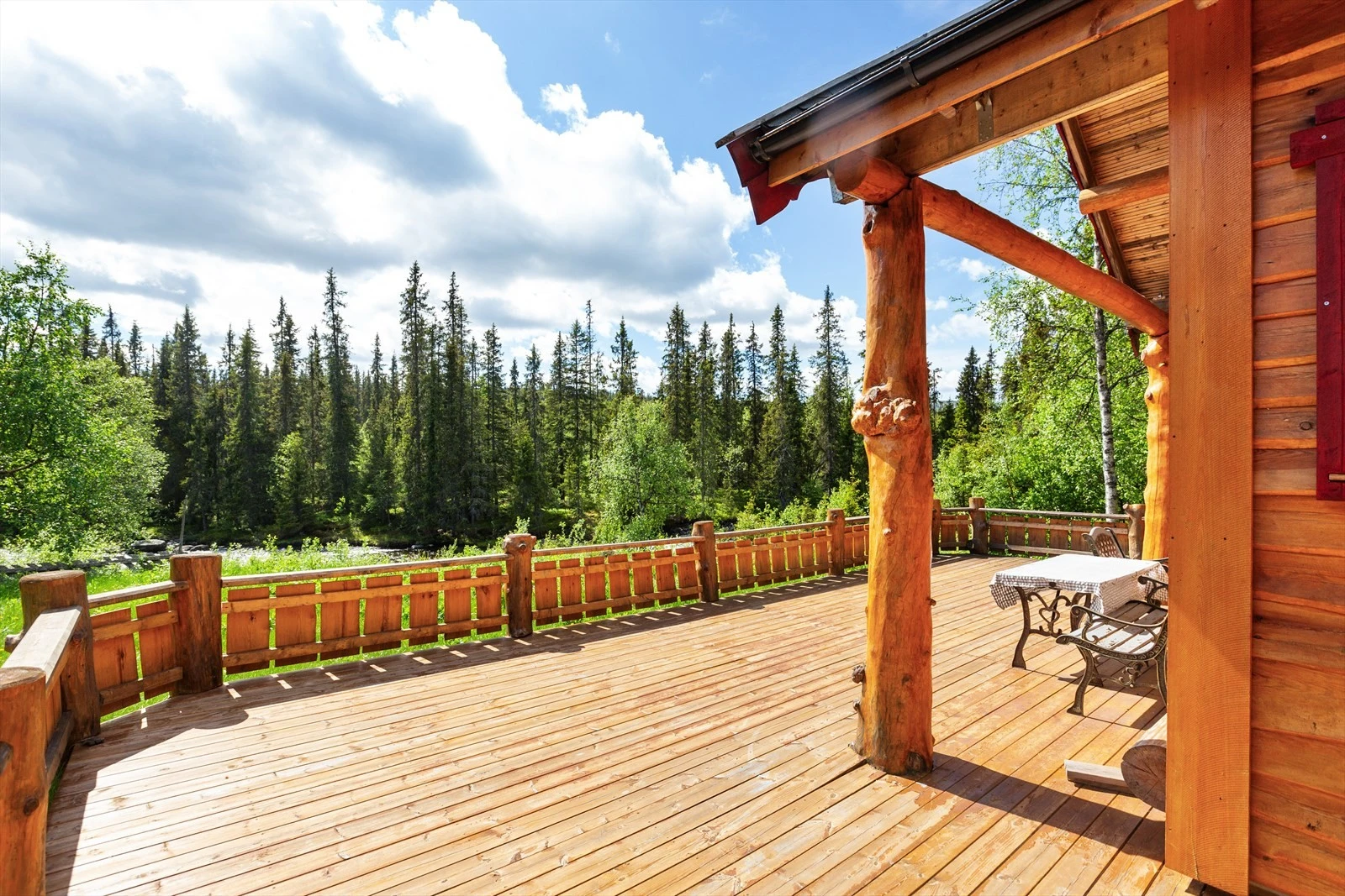 Eiendommen er solrikt plassert ved blindvei. Galleribilde