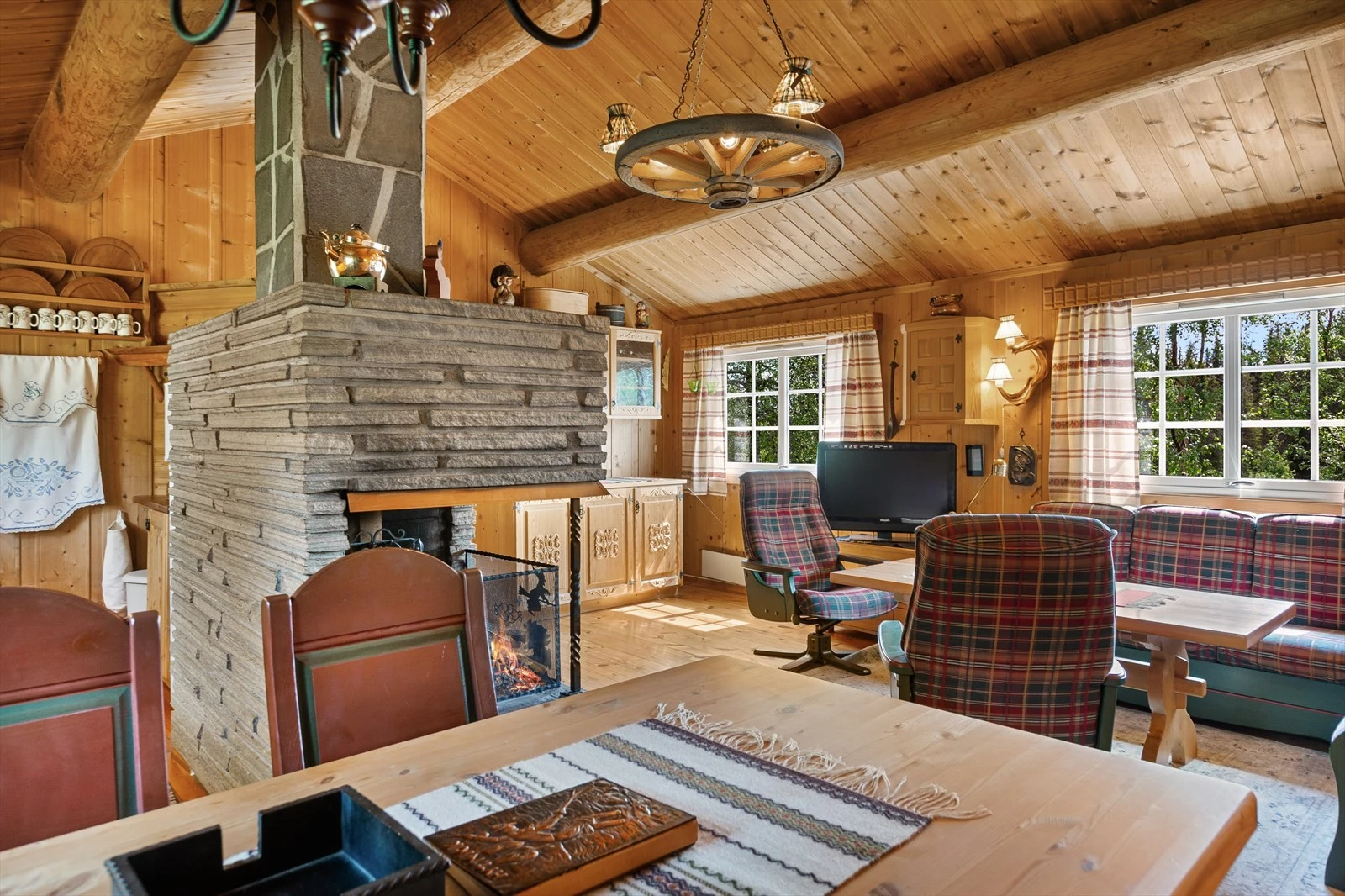 Plass for både salong og en spisegruppe. Galleribilde