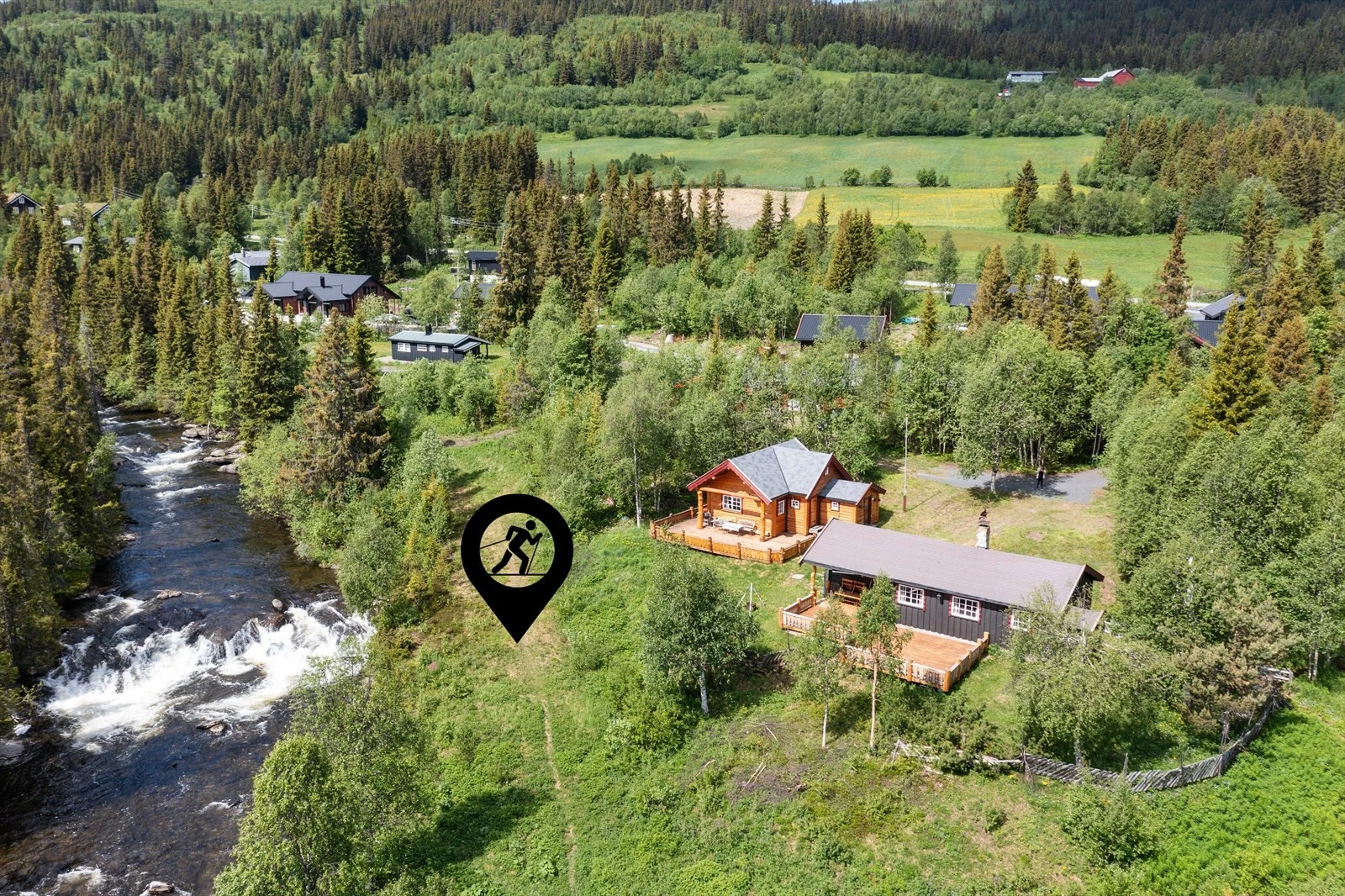 Om vinteren finnes det milevis med preparerte skiløyper av høy standard. Galleribilde