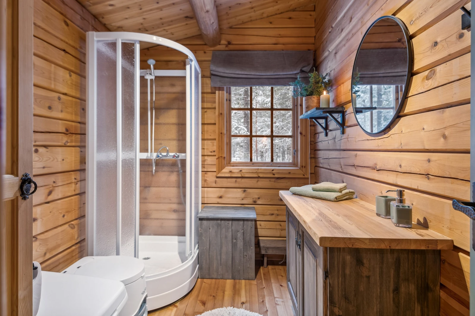 Hygienerom er etablert av et tidligere soverom Galleribilde