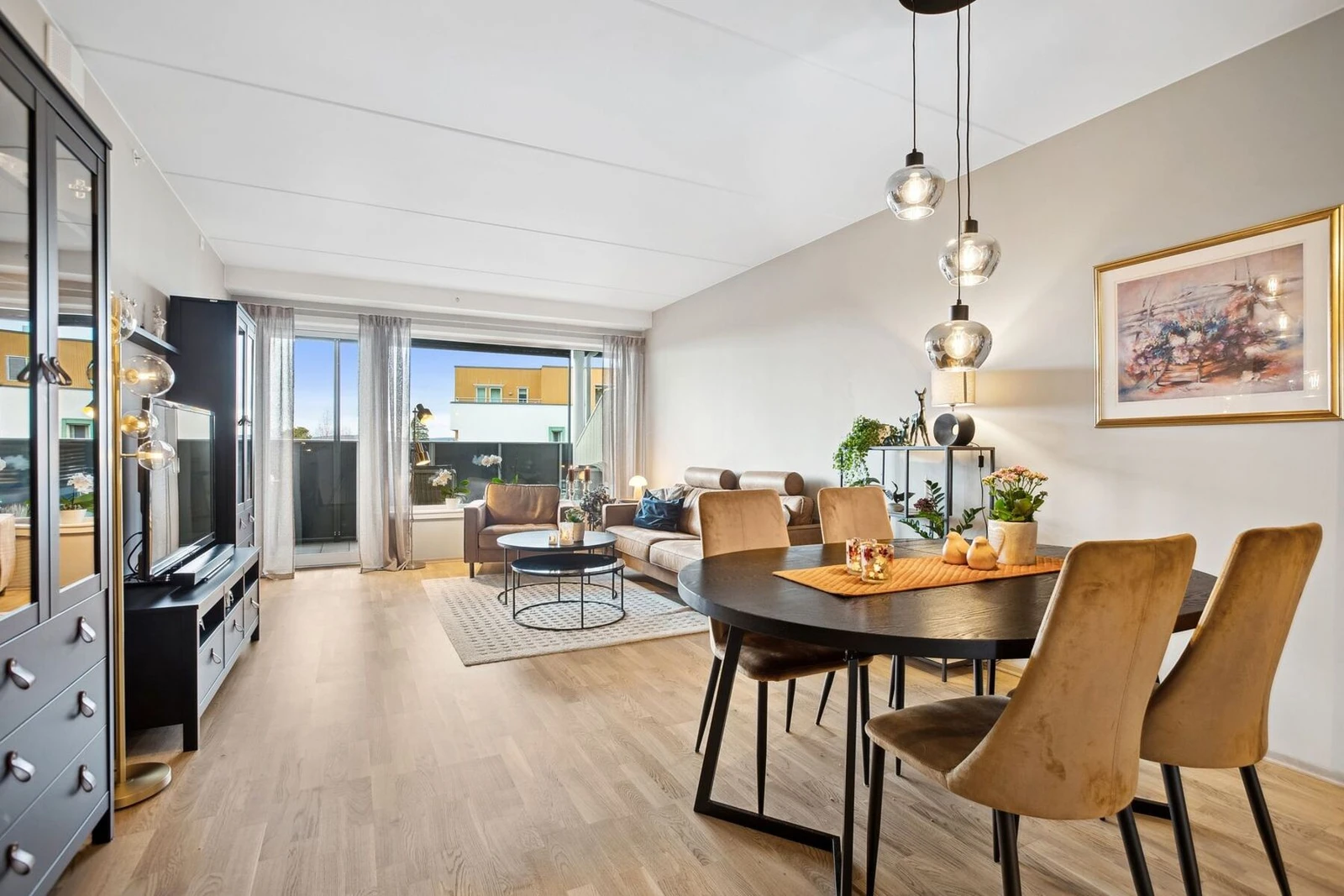 EIE Jessheim v/Aleen Bajwa har gleden av å presentere Idretten 10A! Galleribilde