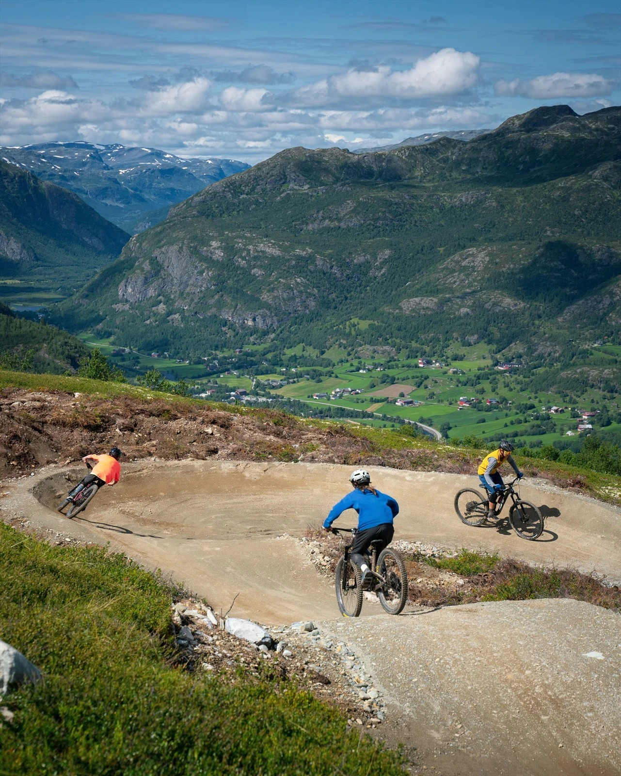 Hemsedal har satset stort på sykkelutvikling, her fra sentrumsstien i skiheisen. Foto: Lars Storheim. Galleribilde