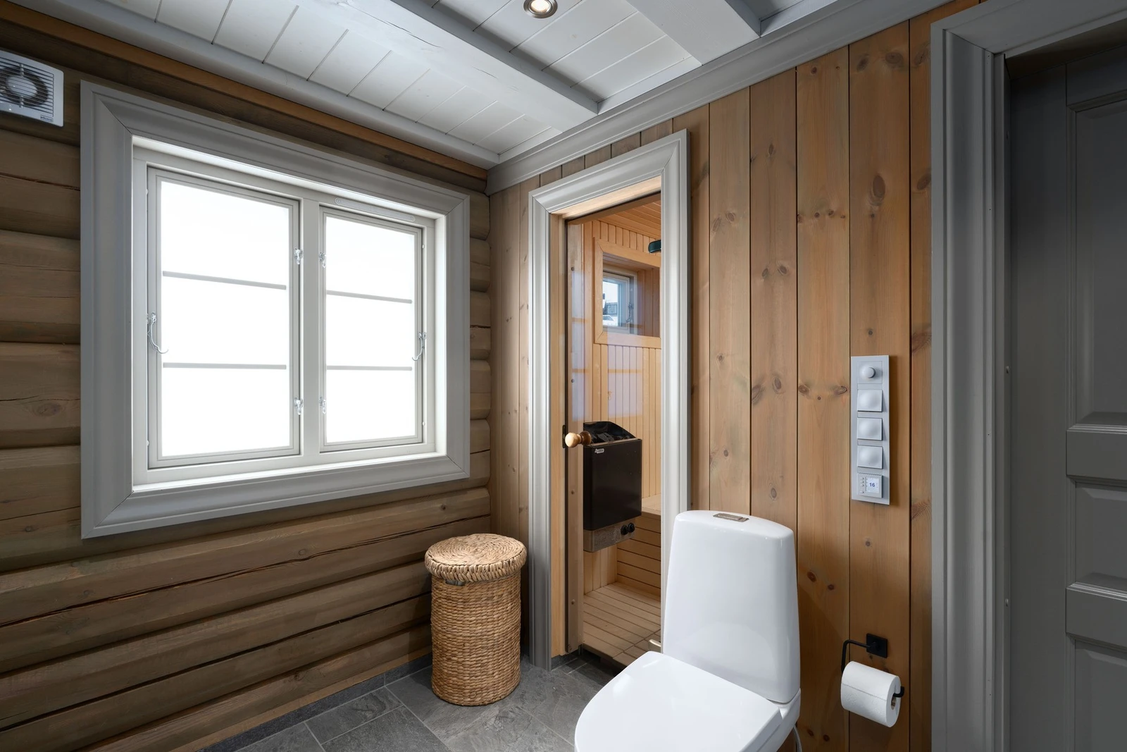 Behagelige farger på badene. Galleribilde