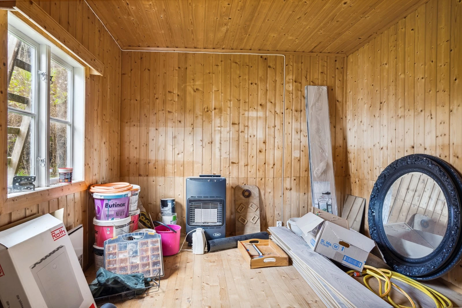 Rom framtidig rom i uthuset. Galleribilde