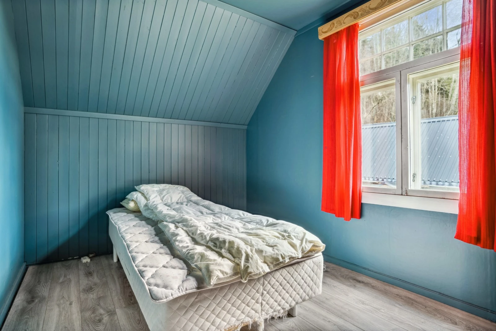 Det andre soverommet i boligens andre etasje. Galleribilde