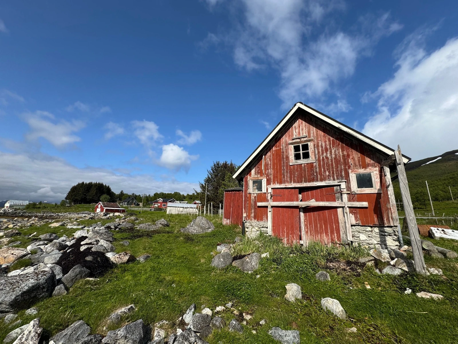 Eget naust Galleribilde