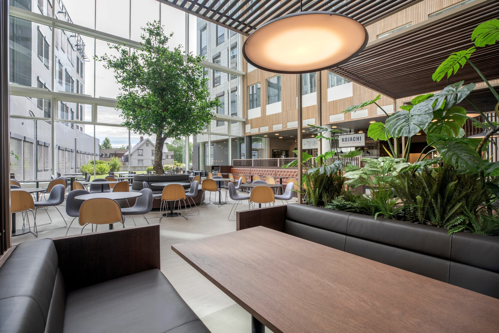 Hyggelige sosiale områder i Spiseriet Galleribilde