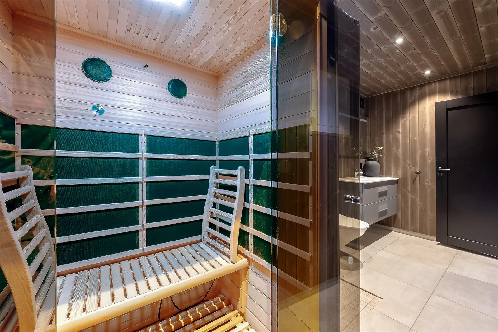 Bad/badstu (1. etasje) Galleribilde