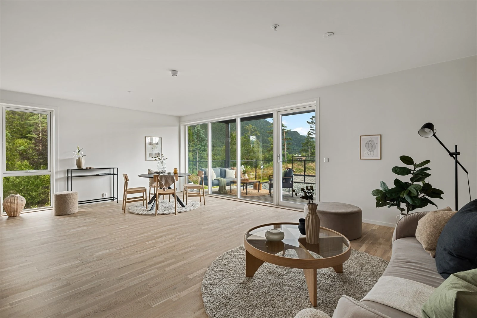 Leiligheten ligger i enden av bygget Galleribilde