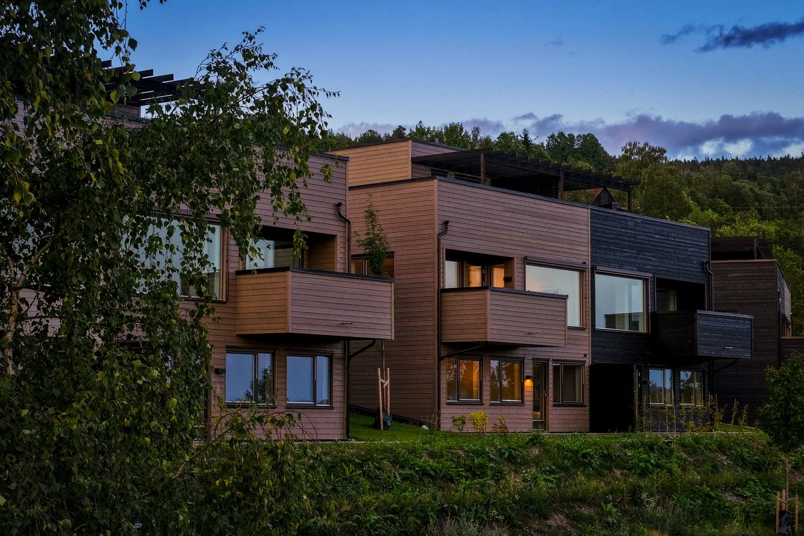 Velkommen til Lier Hageby! Innflytningsklare familieboliger i landlige omgivelser med fantastisk utsikt. Galleribilde