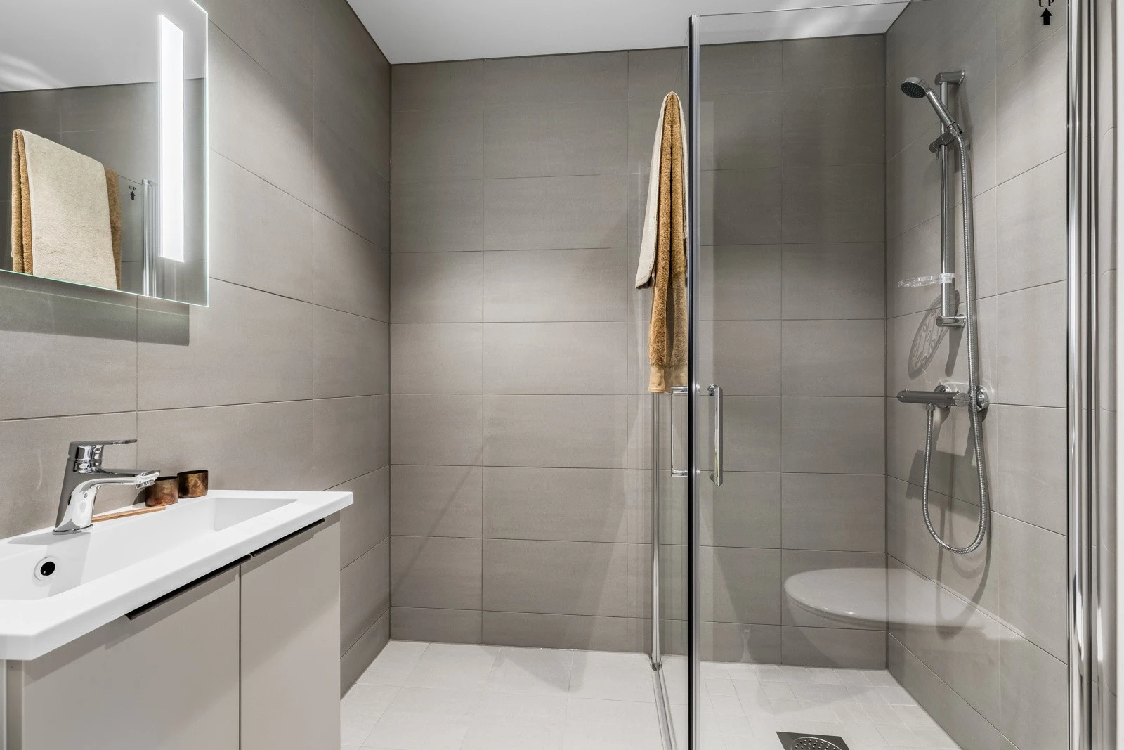 Boligen har 2 bad. Galleribilde