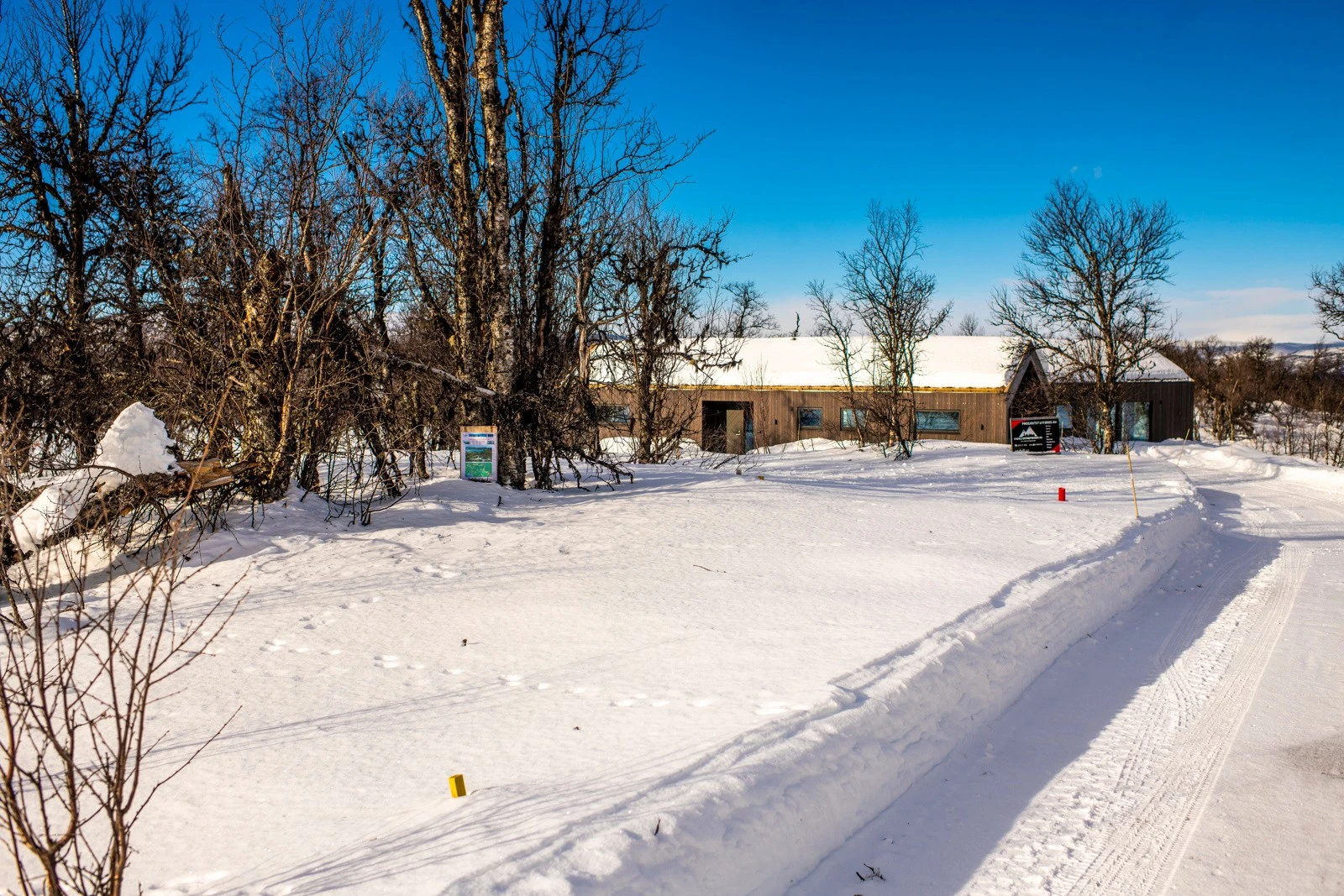 Vei, vann og avløp ligger til tomtegrensen Galleribilde