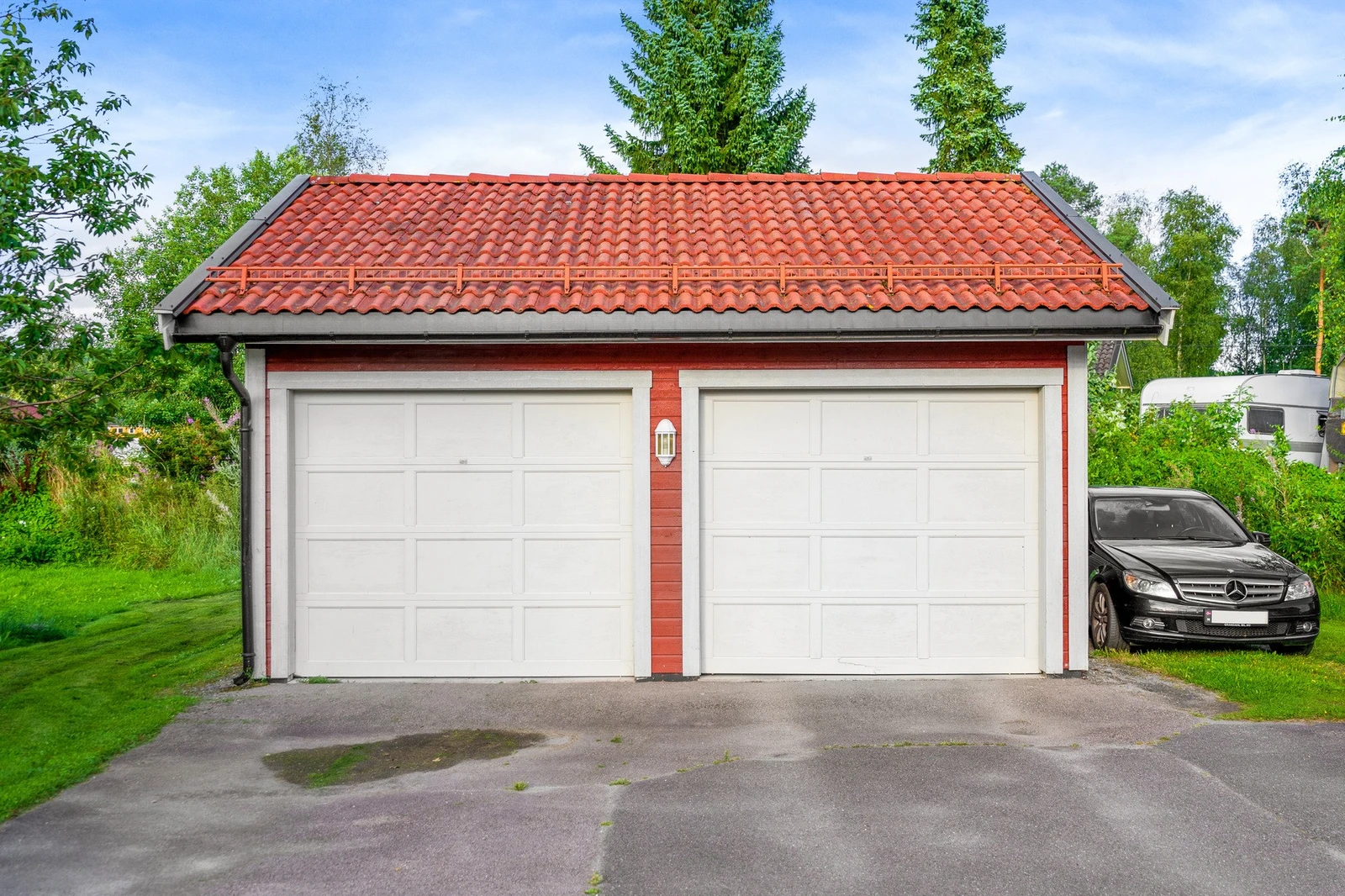 Tilhørende garasjeplass Galleribilde