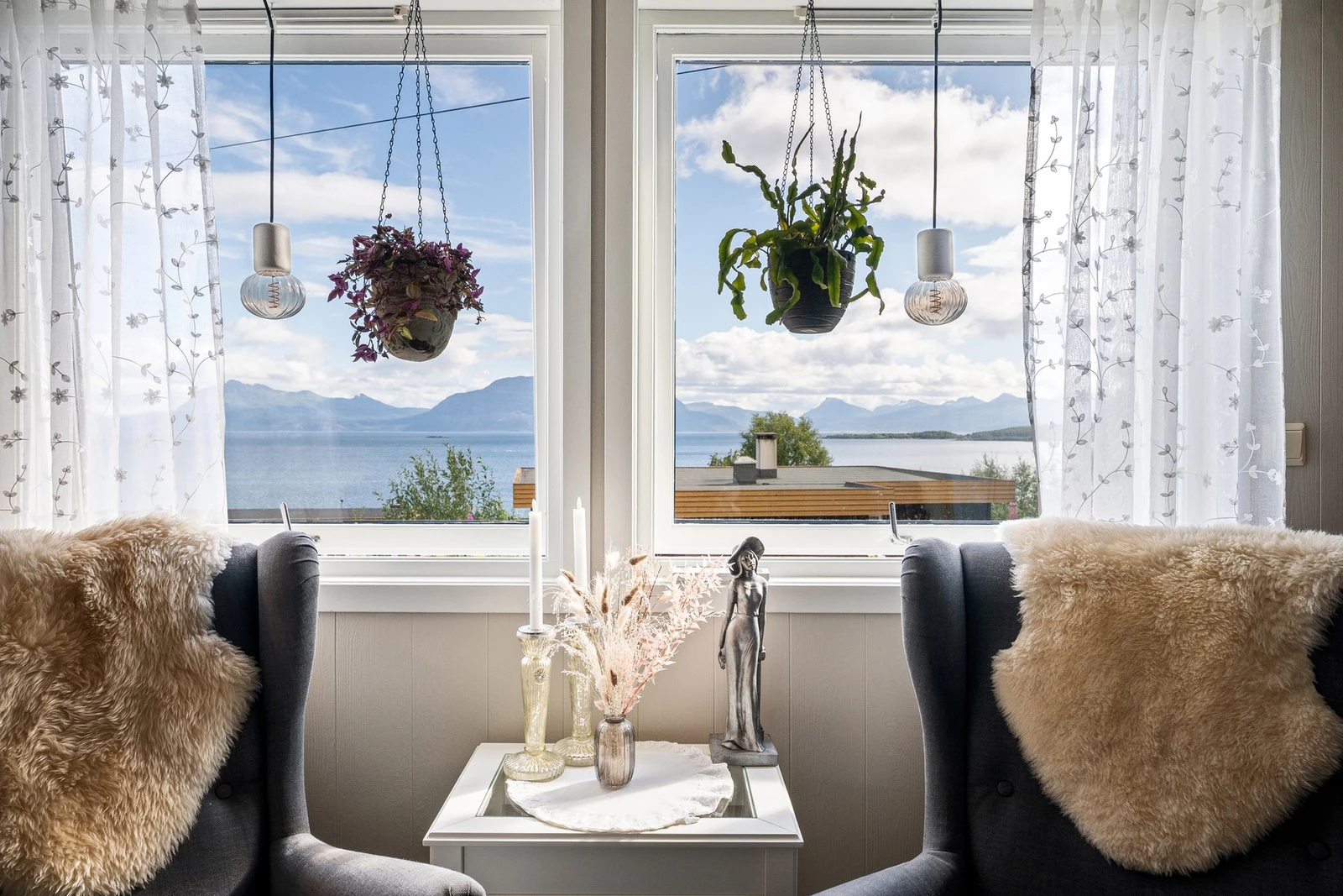 Utsikten fra leiligheten er nydelig Galleribilde