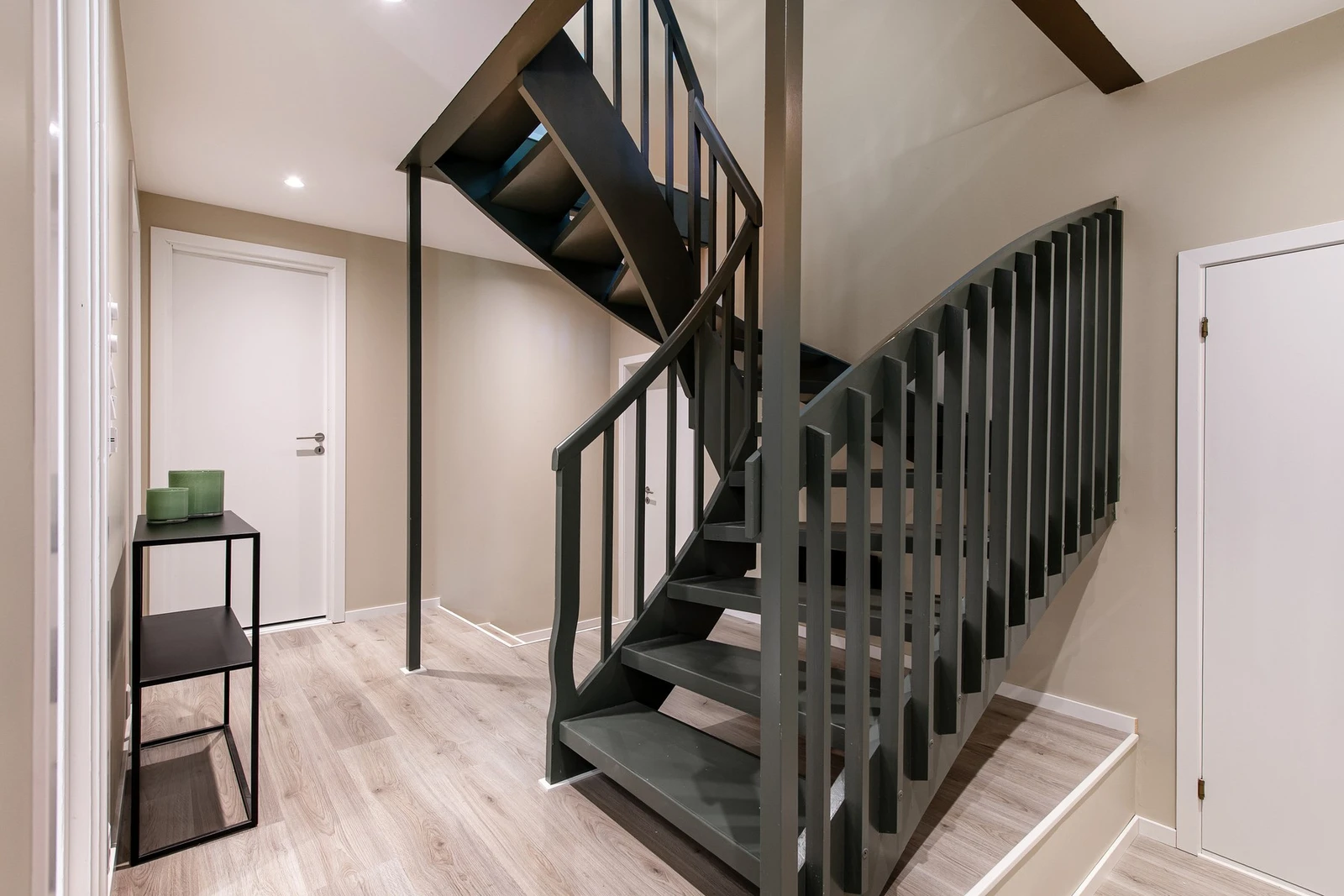 Til og med gangen nede har blitt omfattende oppgradert i 2023/24 Galleribilde