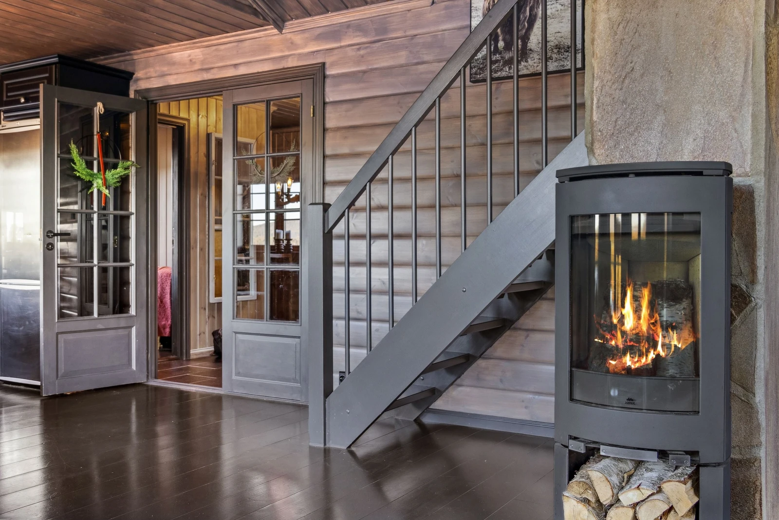 Fra stua mot gangen Galleribilde