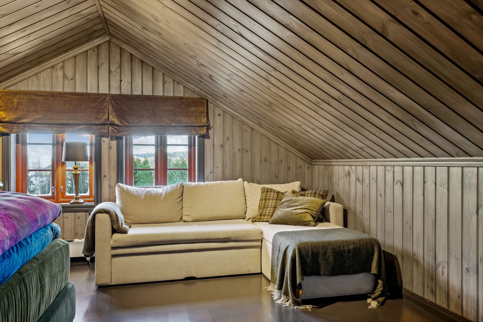 Del av soverom i 2. etasje Galleribilde