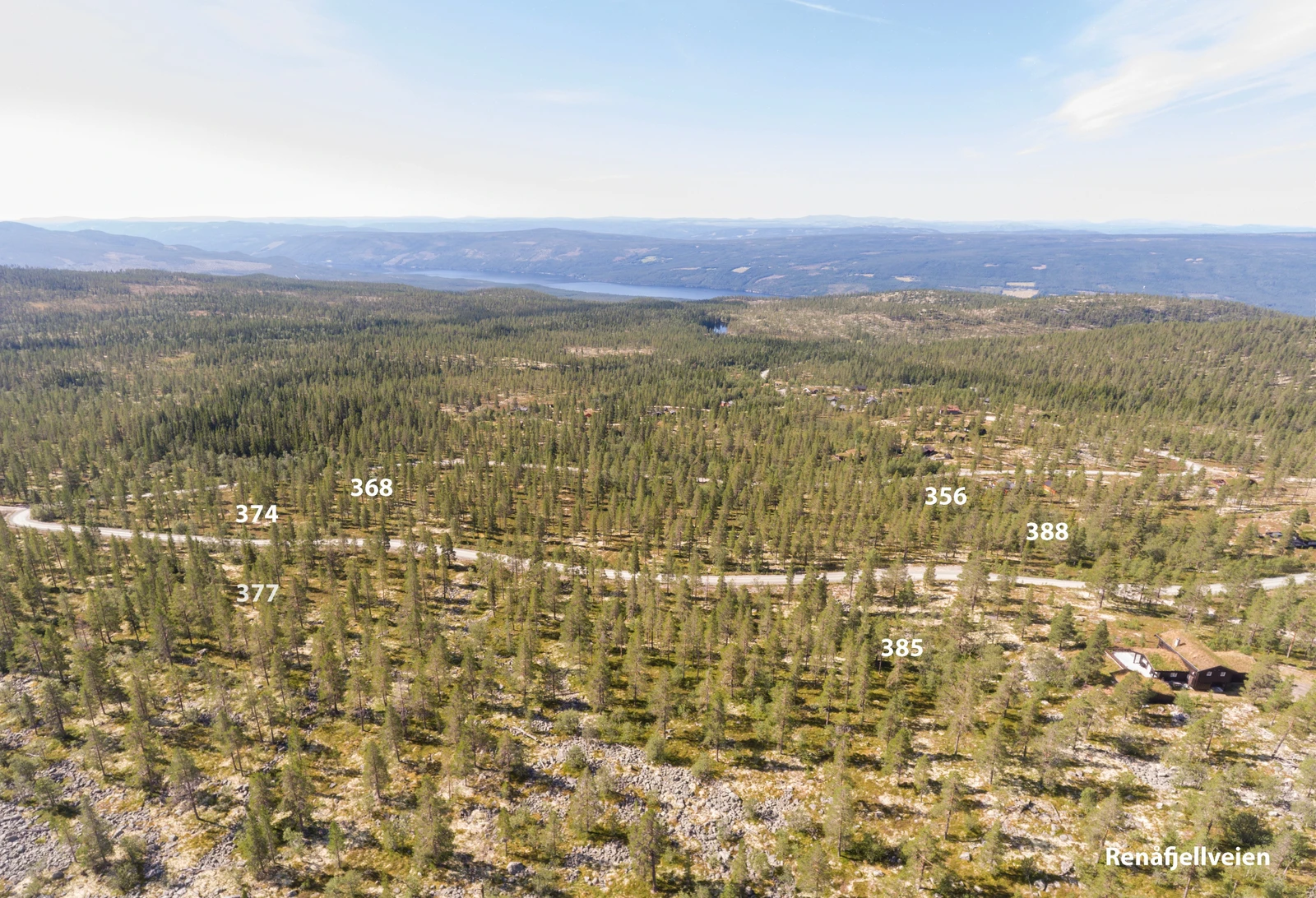 Her er tomtene i ytterpunktene av områdene ved Renåfjellveien markert Galleribilde