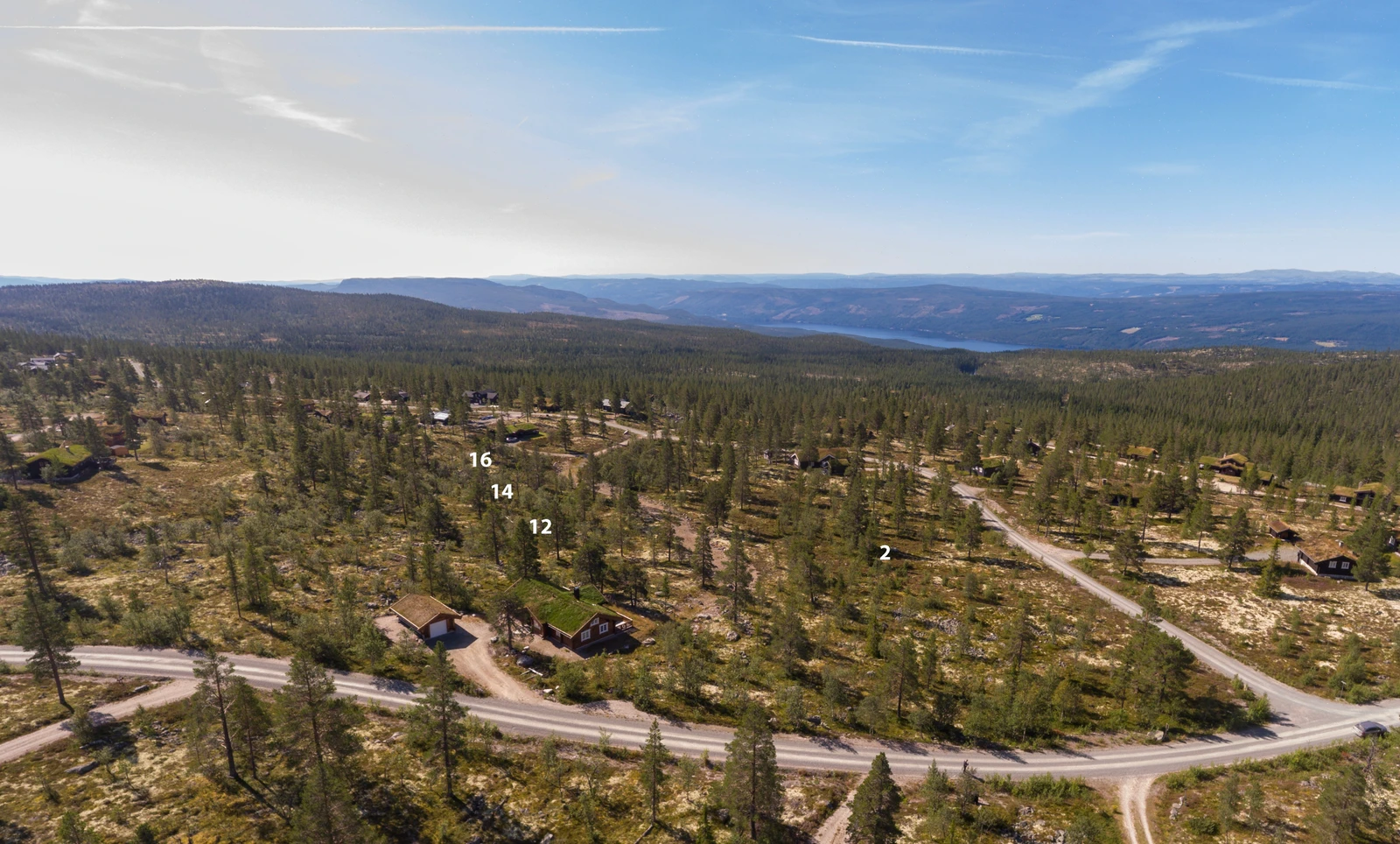 En av Renåfjellets største tomter, Bjørnelabben 2 er på hele 8,833 m² De andre tre i bildet er rett under 2000 kvm. Galleribilde