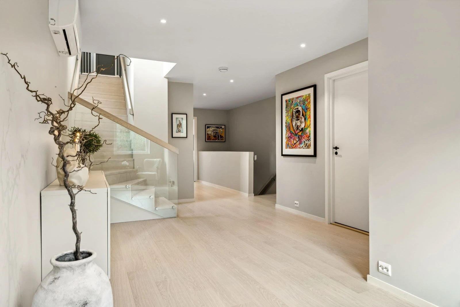 Det er også varmepumpe i denne etasjen. Galleribilde