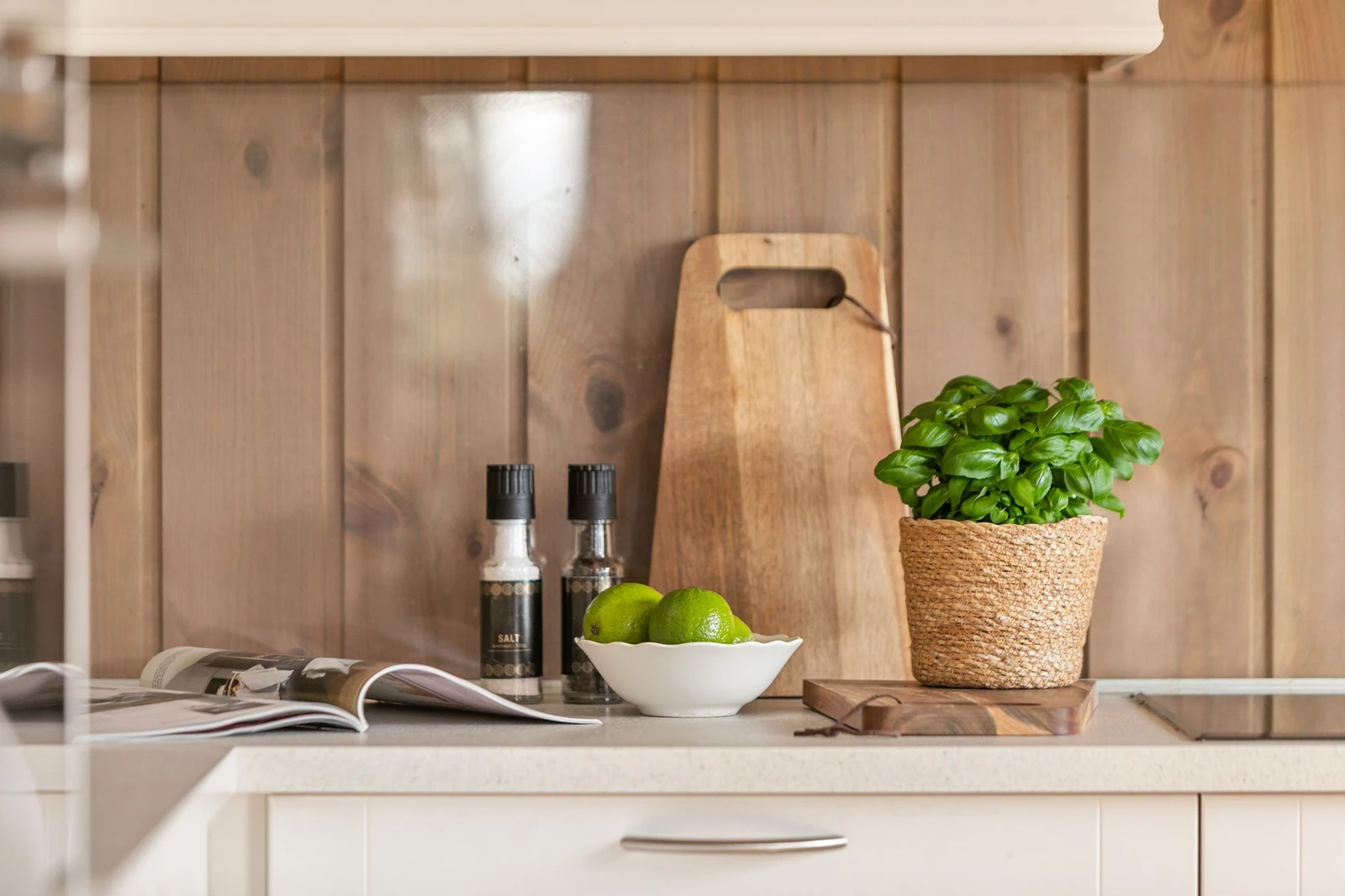 Integrerte hvitevarer gir deg et komplett kjøkken klar til bruk. Galleribilde