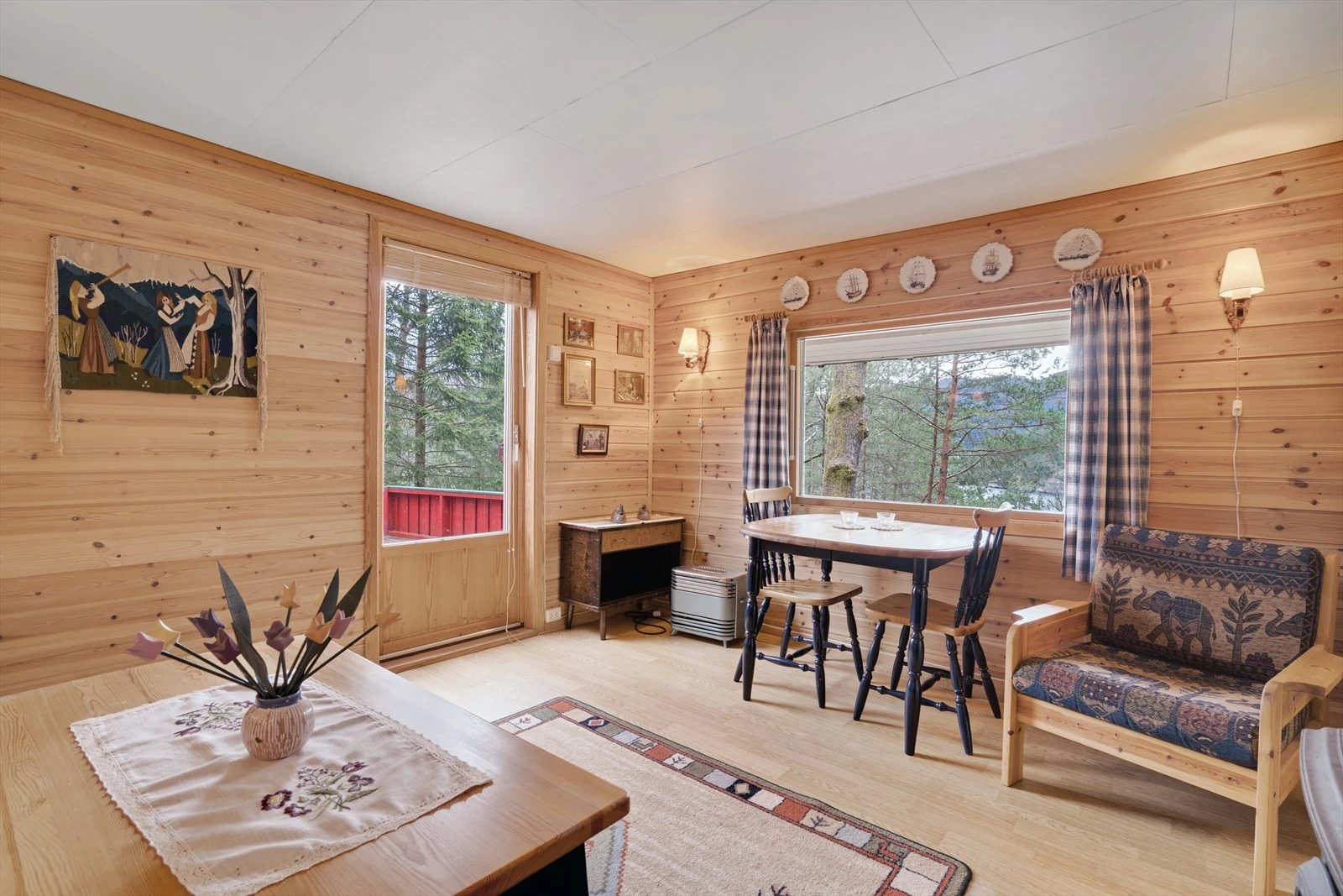 DOY08322 hdr Galleribilde