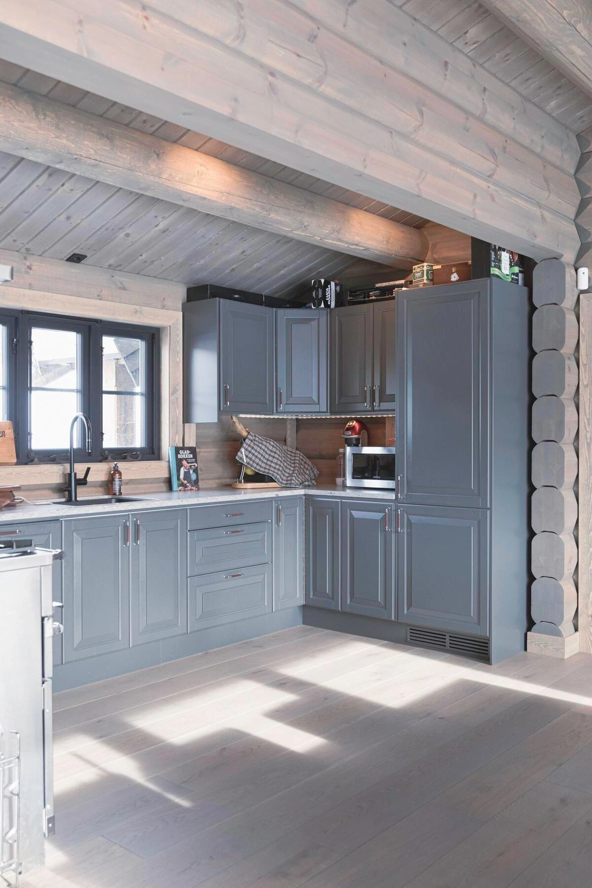 Kjøkken fra Strai medfølger i leveransen Galleribilde