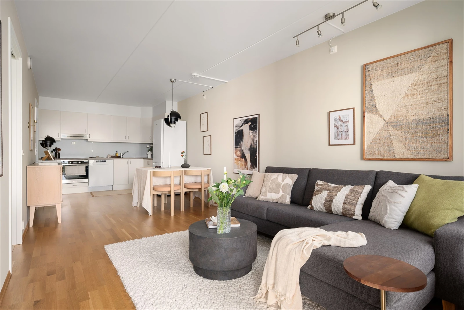 Leiligheten er nymalt før salget. Galleribilde