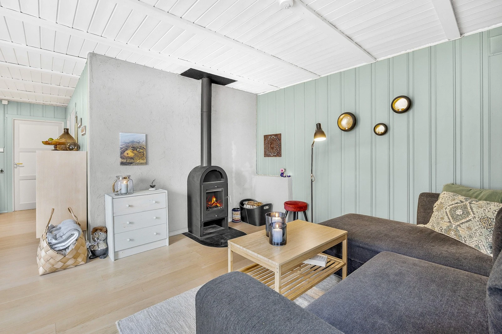 Lys og luftig stue. Galleribilde