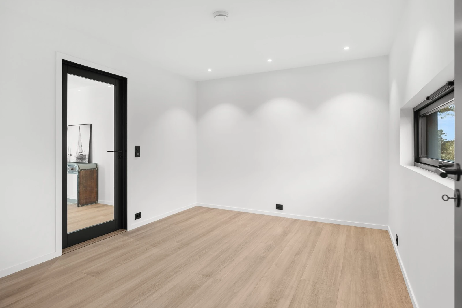 Vi tar turen ut i gangen igjen Galleribilde