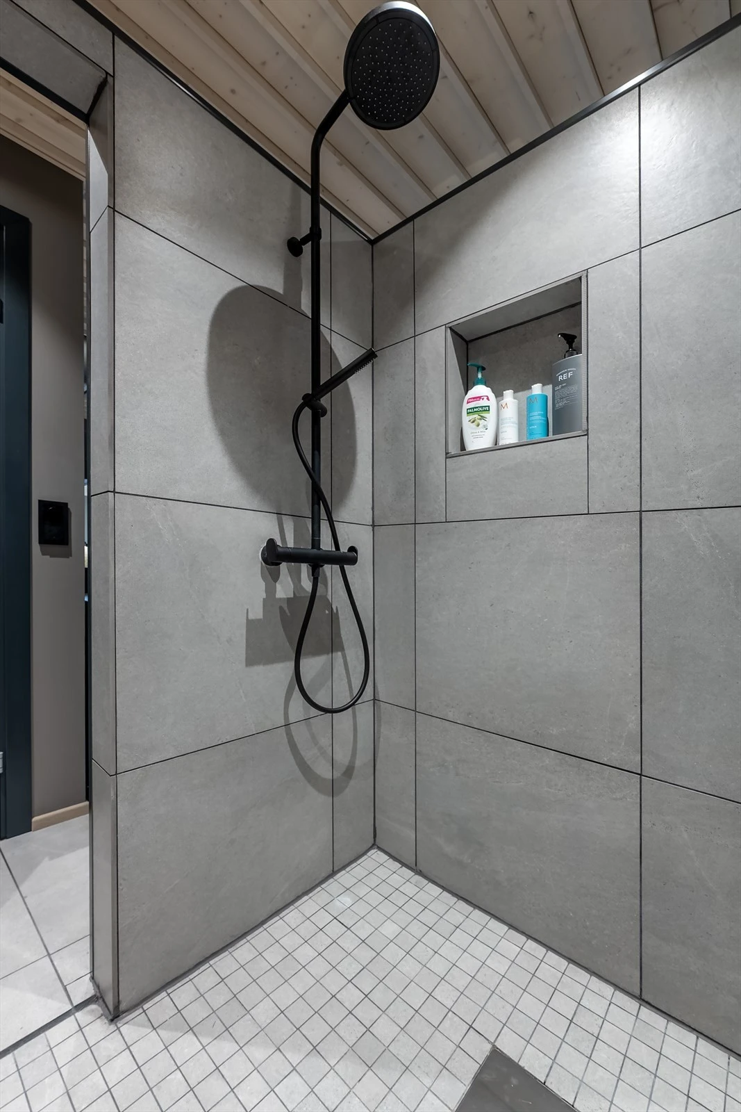 Lekker dusjløsning (sokkeletasje) Galleribilde