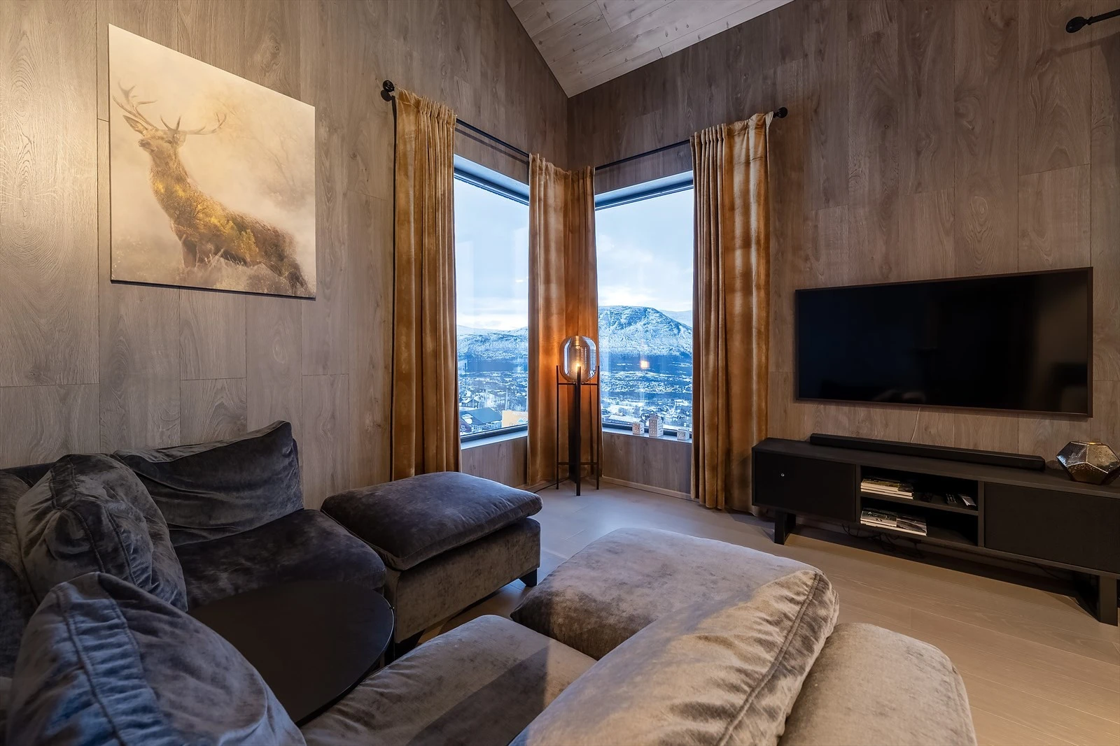 Stue 2 (1. etasje) Galleribilde