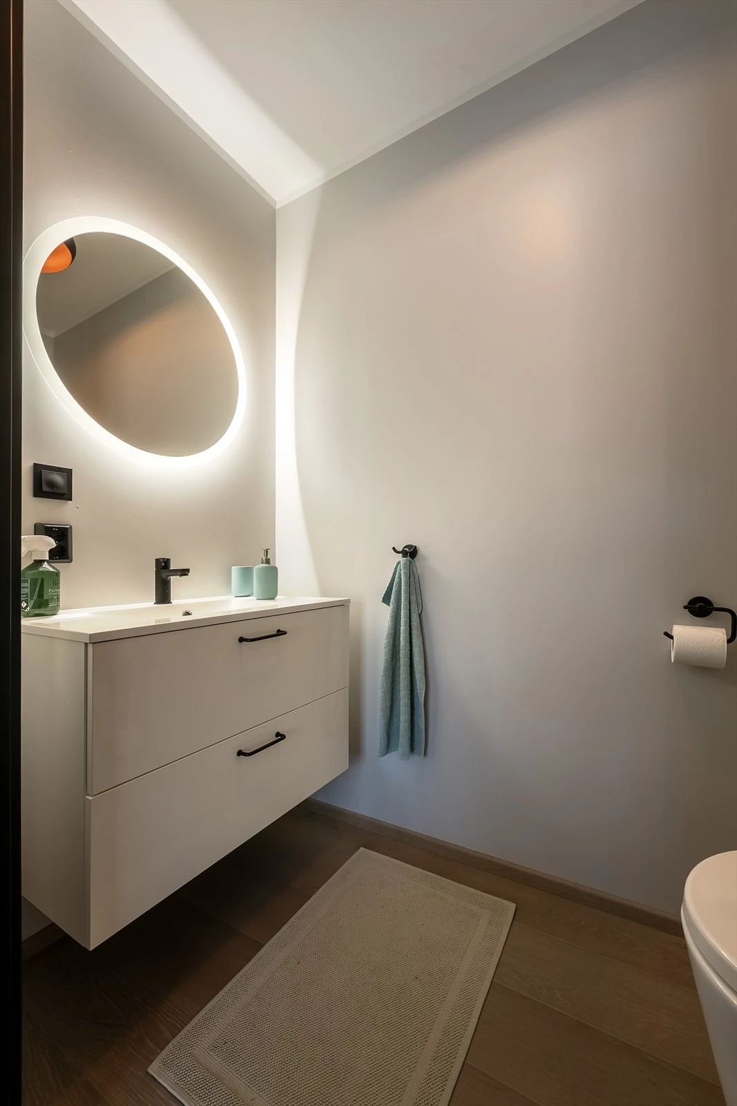 Toalett (1. etasje) Galleribilde