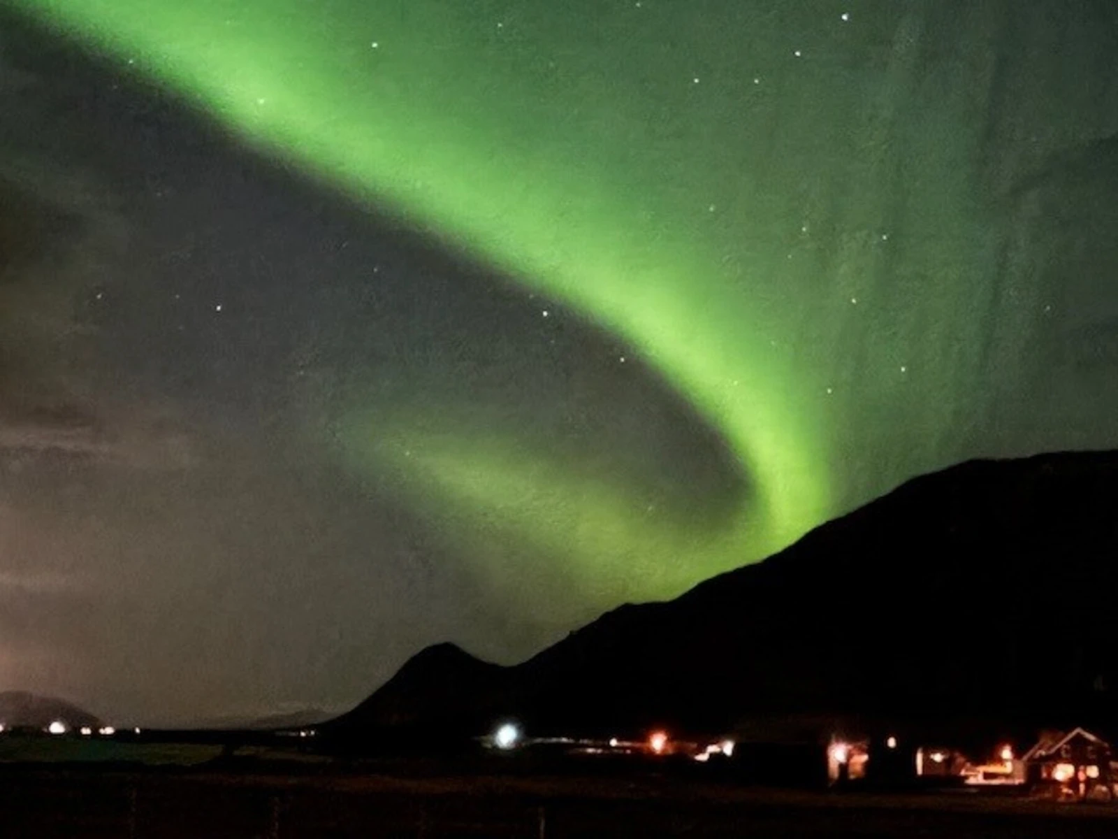 Selgers eget bilde - med vakkert nordlys Galleribilde