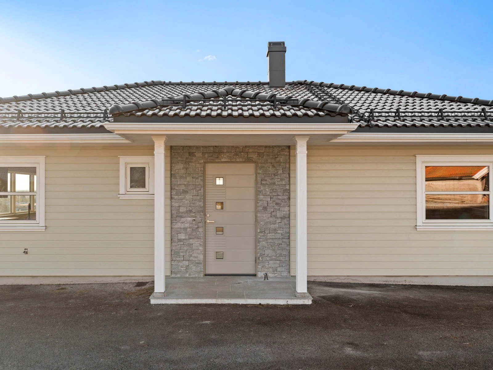 Moderne fasade. Galleribilde