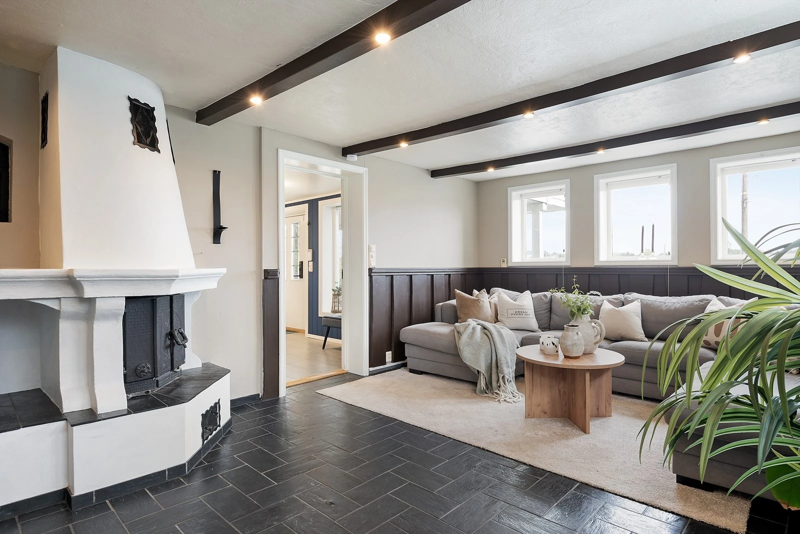 Her er det også peis for kalde vinterdager. Galleribilde