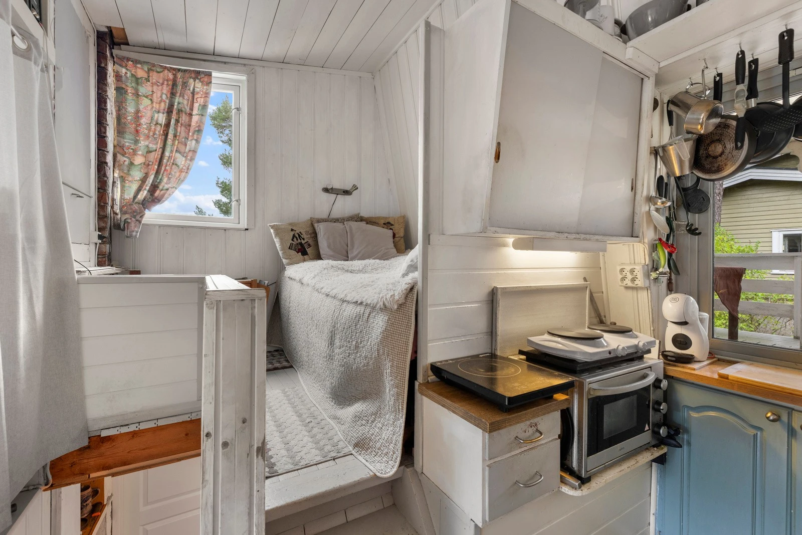 Opplegg til hybelkomfyr. Det er ikke waterstop og komfyrvakt. Dette kom som krav i 2010. Galleribilde