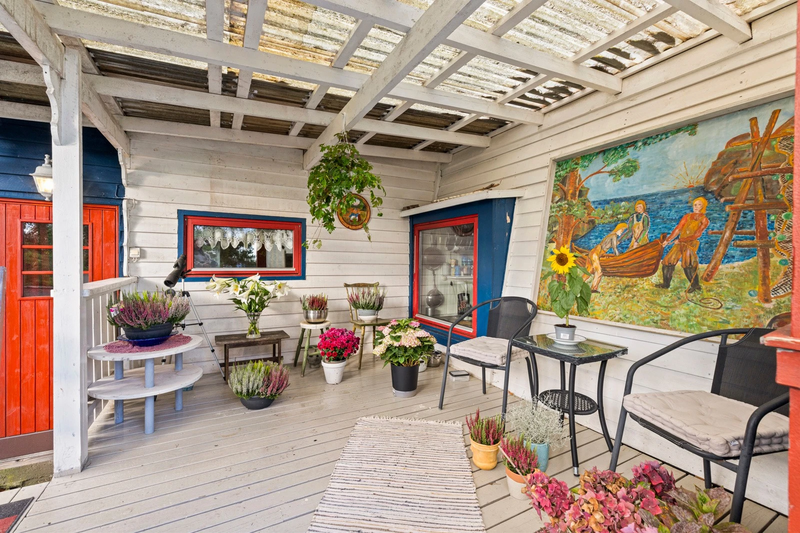 Romslig uteplass Galleribilde