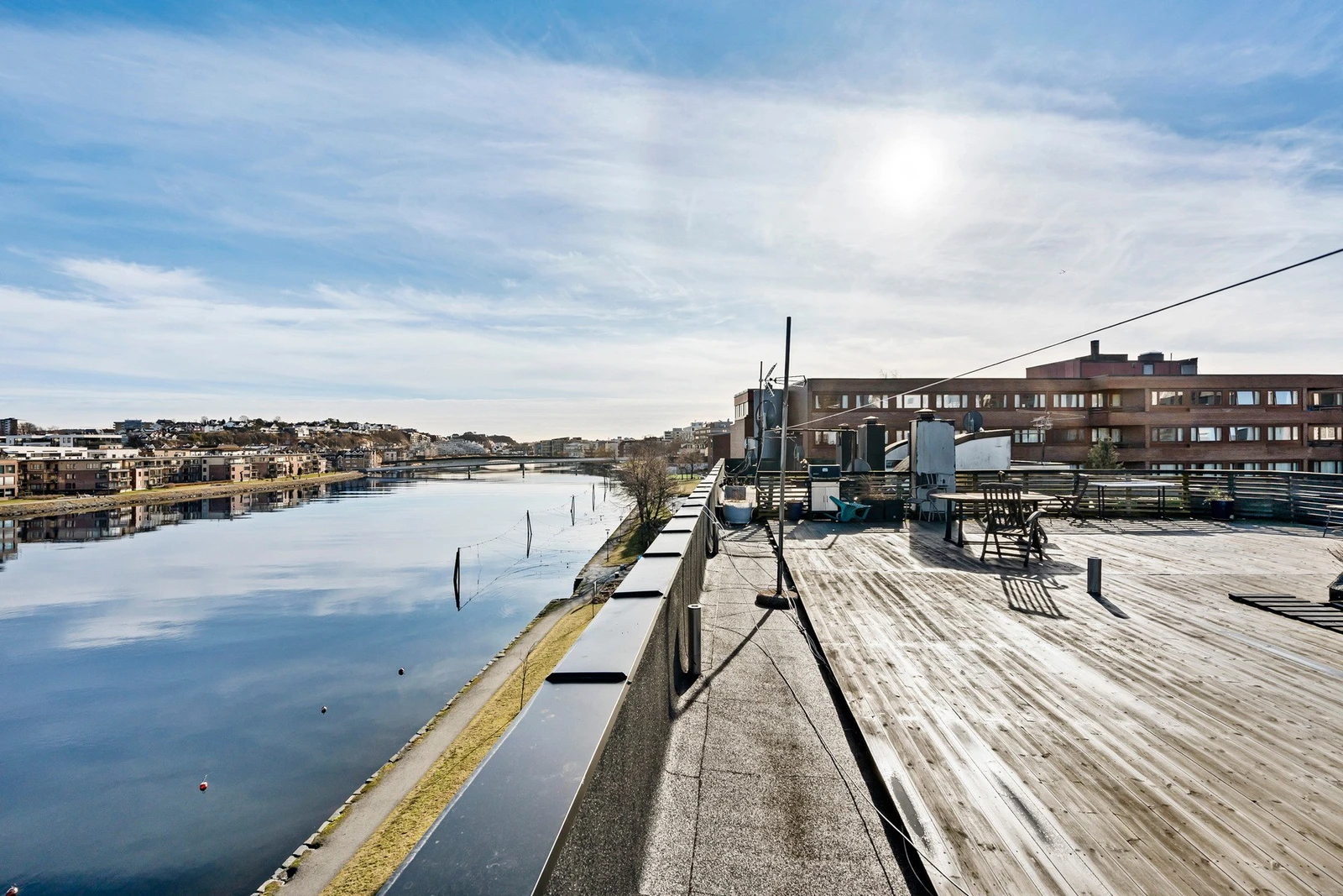 - Felles takterrasse til fri bruk for beboerne med... Galleribilde