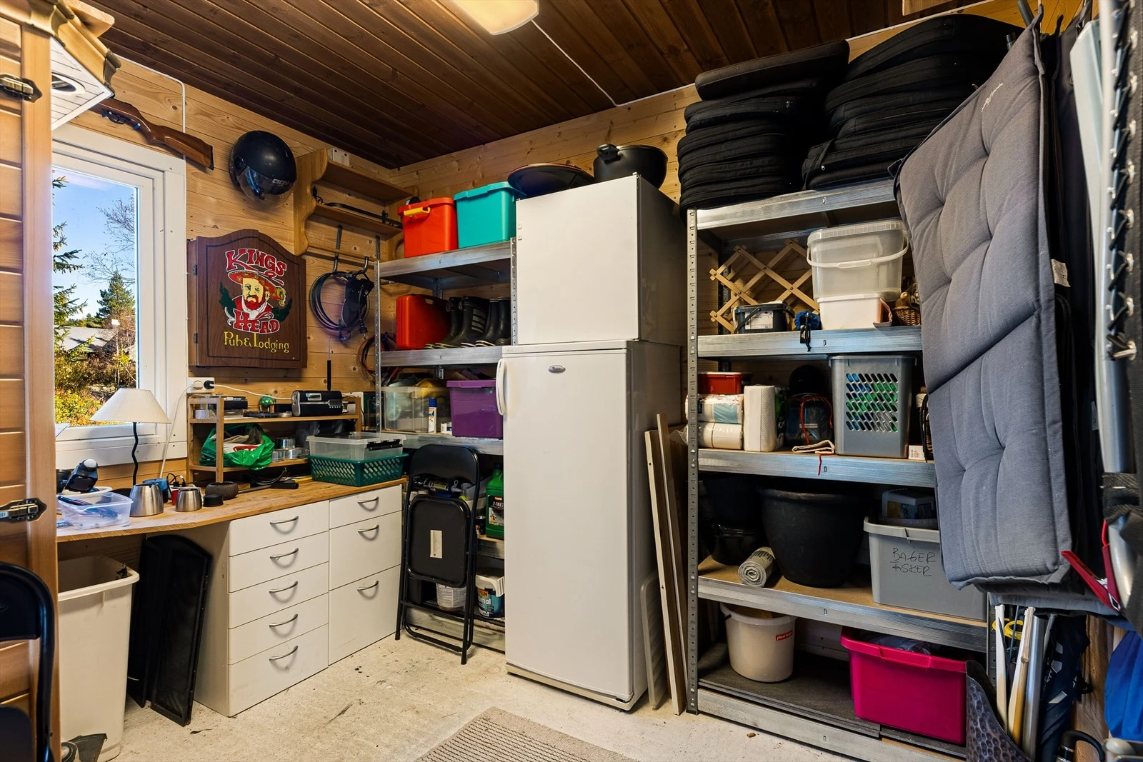 Uteboden har også en badstu i venstre hjørne Galleribilde