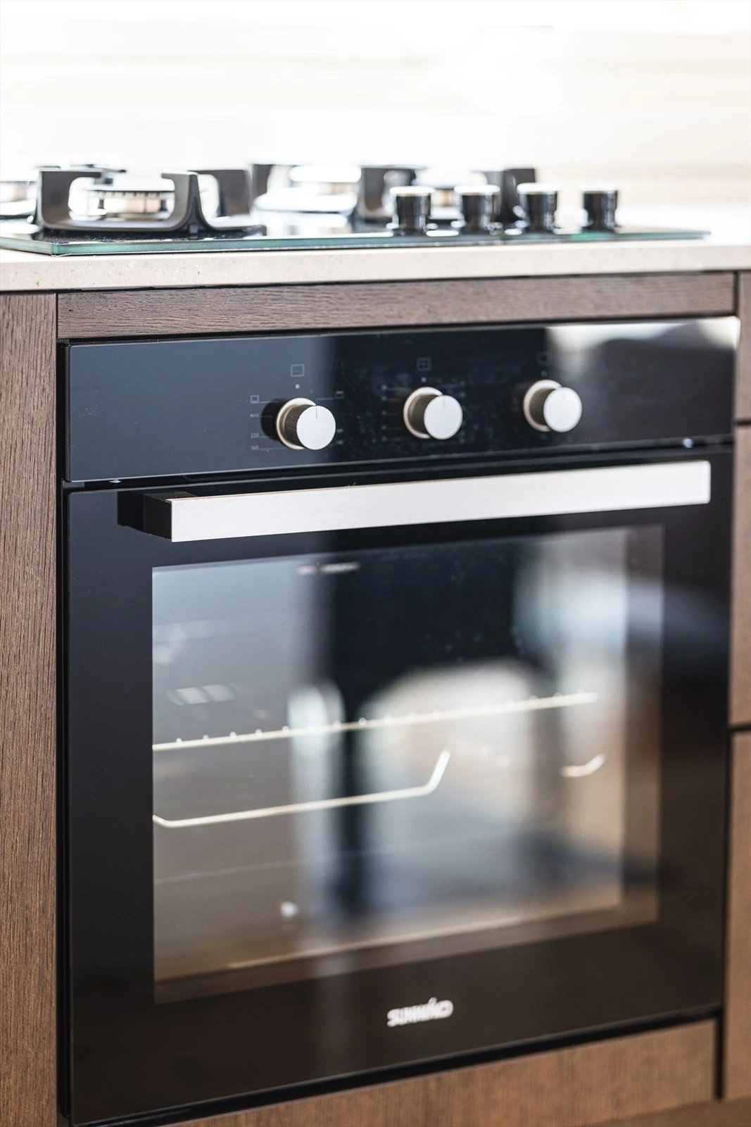 Ny komfyr og topp Galleribilde