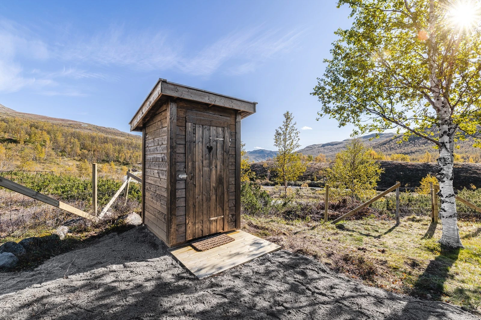 Helt ny utedo Galleribilde