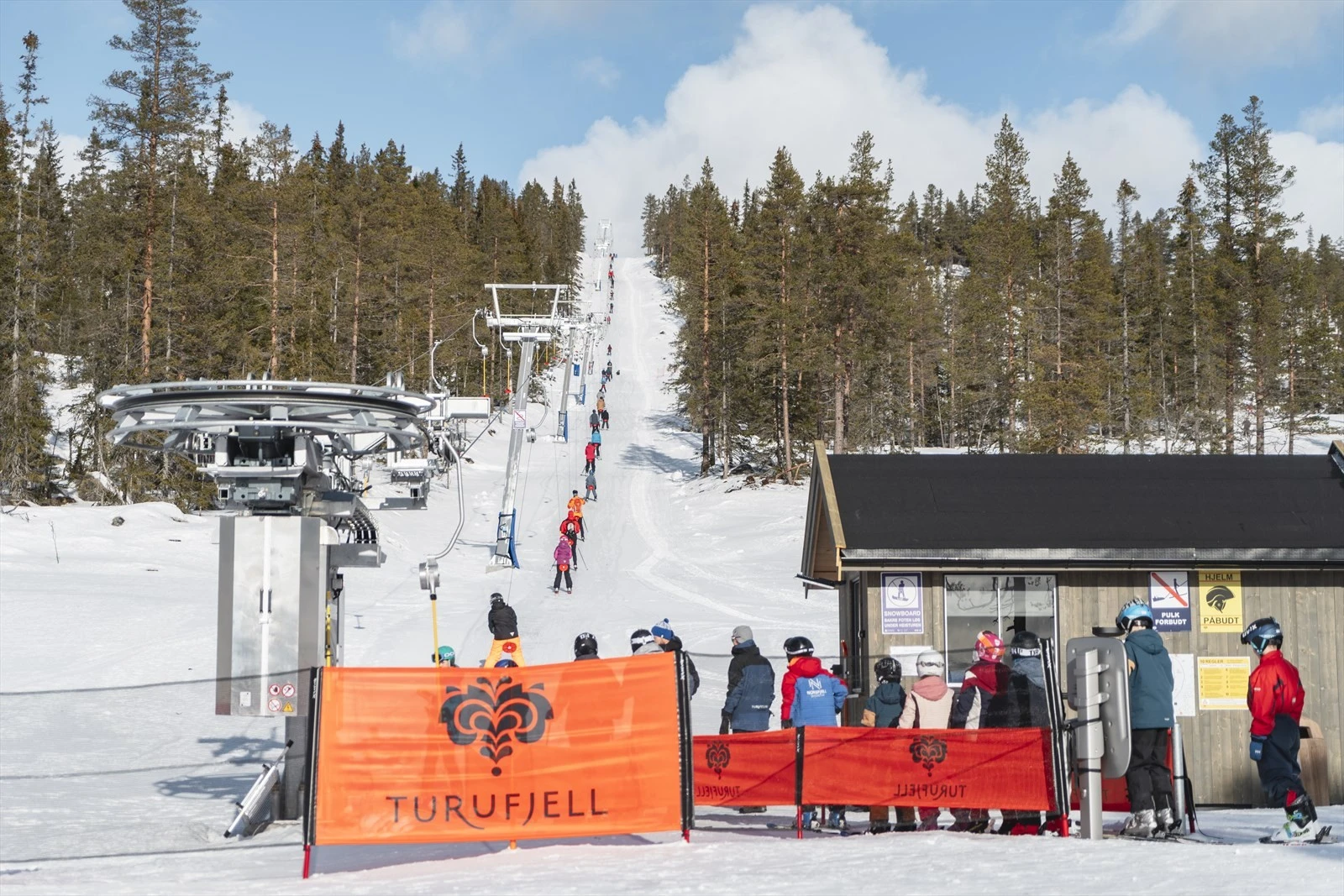 Dagens alpinanlegg har 3 heiser og 8 nedfarter Galleribilde