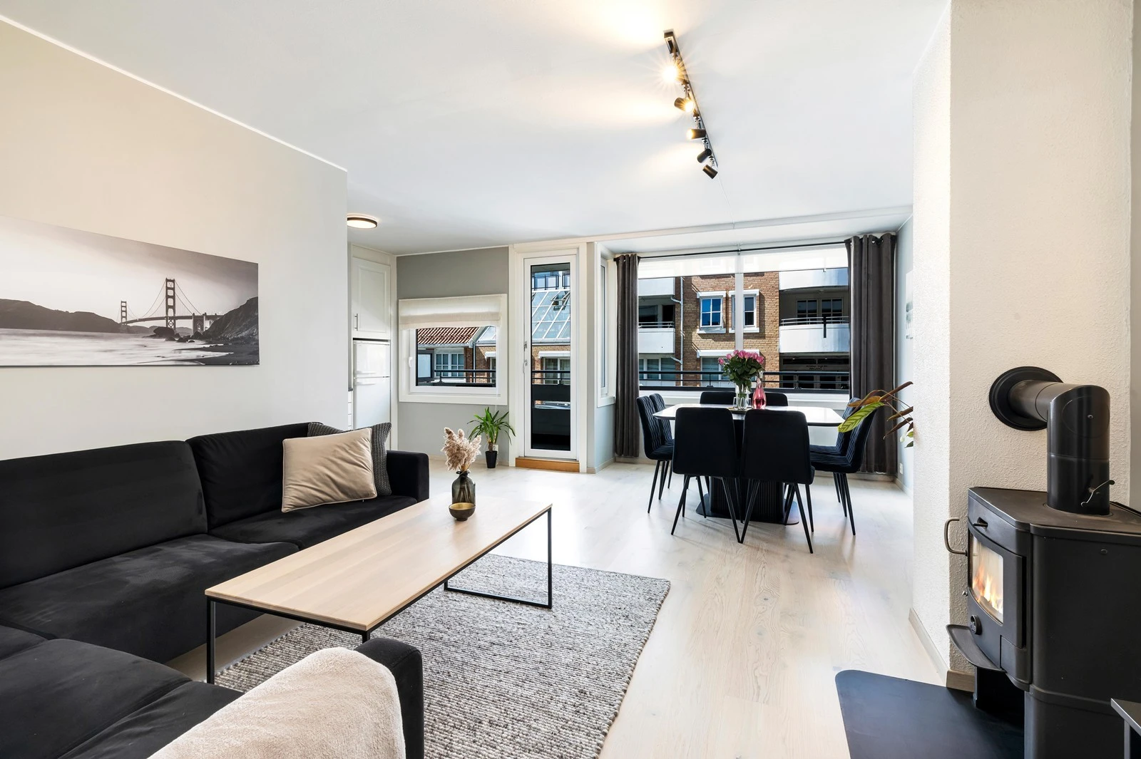 Velkommen til Kristian IVs gate 82C! Ta kontakt med megler ved spørsmål om boligen. Galleribilde