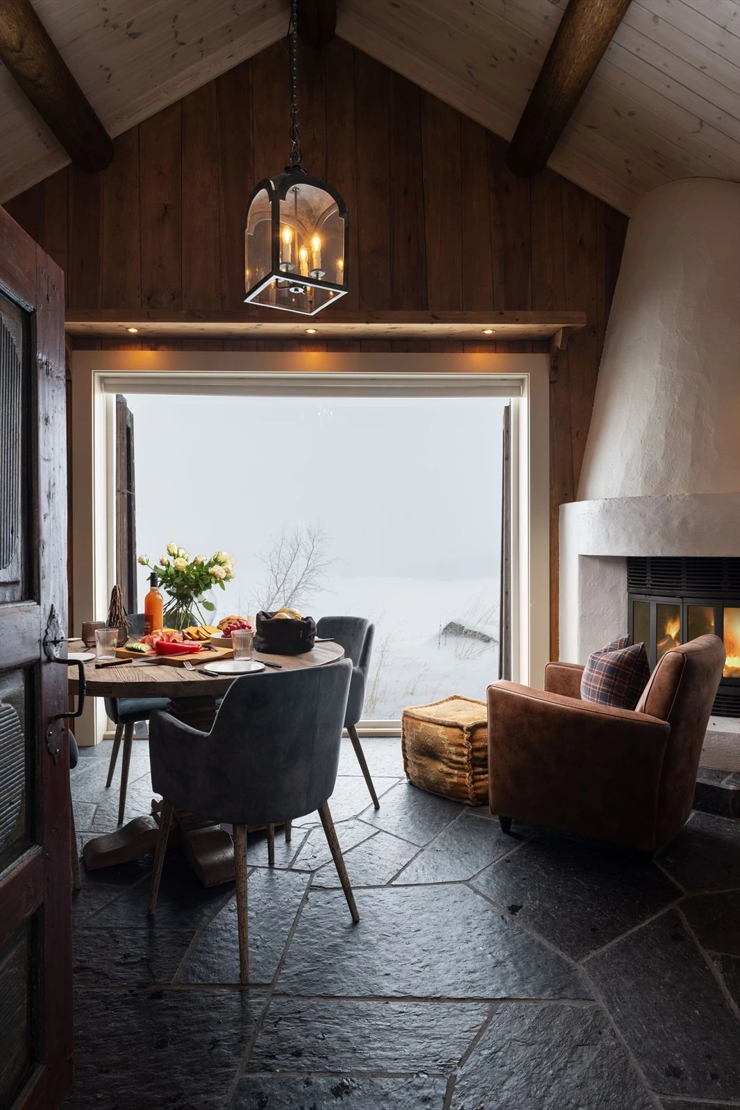 Steinhytte Galleribilde