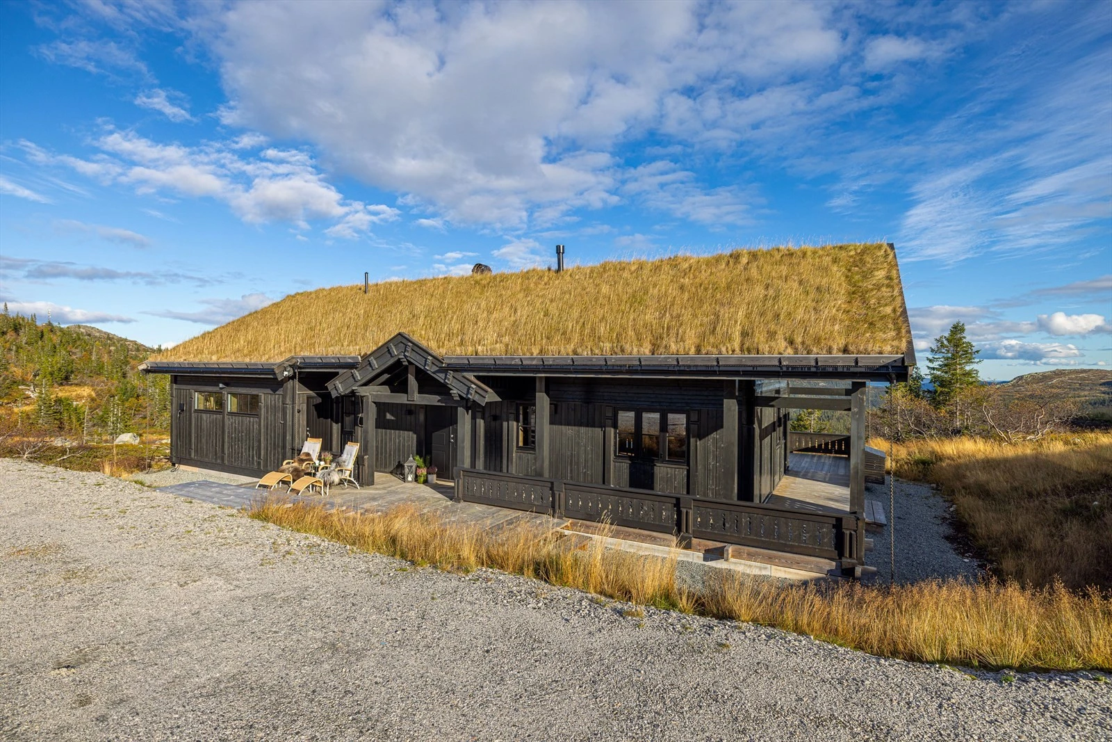 Det er plass til flere biloppstillingsplasser på eiendommen Galleribilde